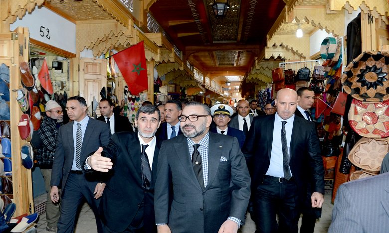 Photo de Rabat: Le roi visite plusieurs projets de réhabilitation de l’ancienne médina