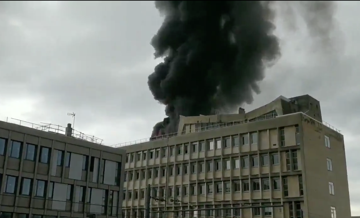 Photo de VIDEO – Lyon : Explosions et incendie sur un campus du Domaine scientifique