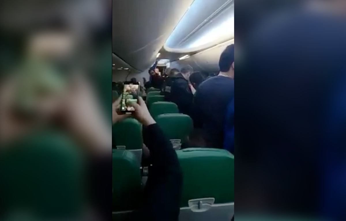 Photo de Vidéo. Un passager tunisien force à l’atterrissage un vol Transavia pour faire sa prière