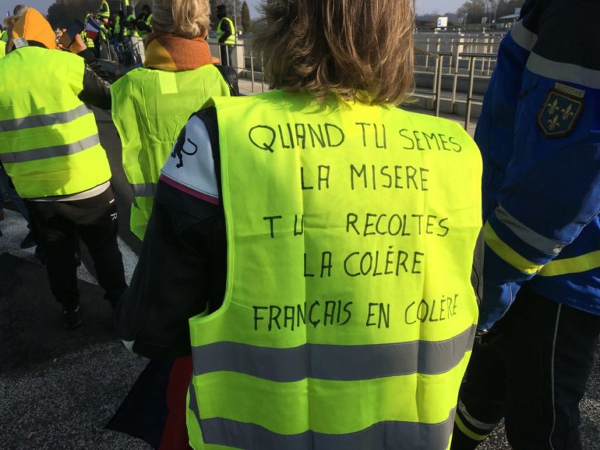 Photo de « Gilets jaunes » : Le gouvernement va débloquer 32 millions d’euros pour des salariés mis au chômage