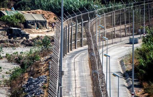 Photo de L’Espagne va augmenter la hauteur des clôtures frontalières à Ceuta
