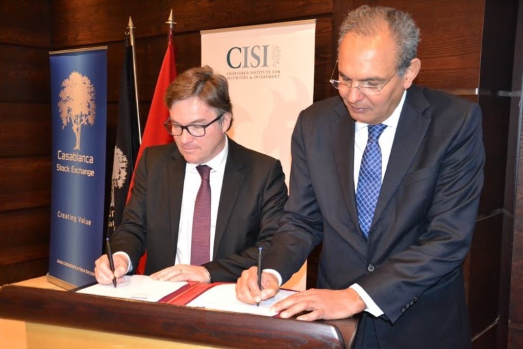 Photo de L’UIR et la Bourse de Casablanca signent un accord de partenariat