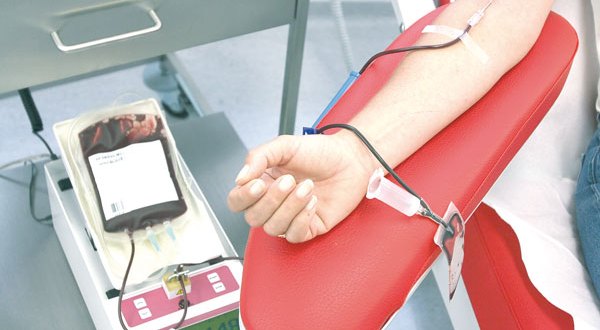 Photo de Centres de transfusion sanguine. Faut-il donner plus ?