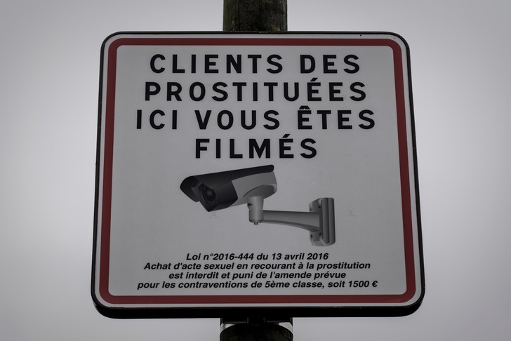 Photo de France : 1.500 à 3.750 euros d’amende pour les clients des prostituées