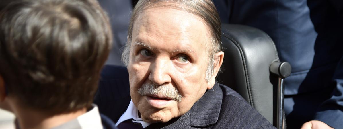 Photo de Bouteflika bientôt de retour en Algérie d’après un journal suisse
