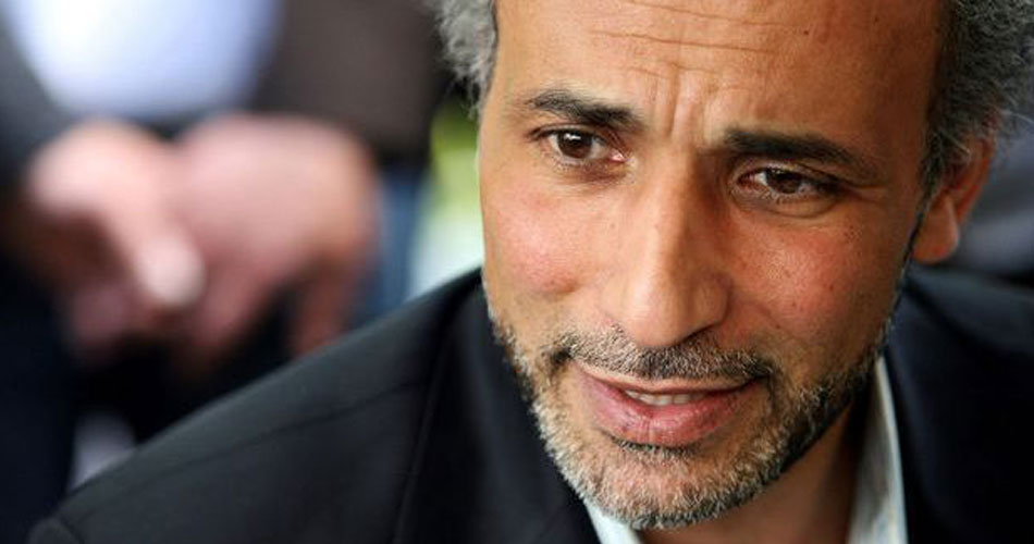 Photo de Tariq Ramadan force une conférence sur les violences faites aux femmes