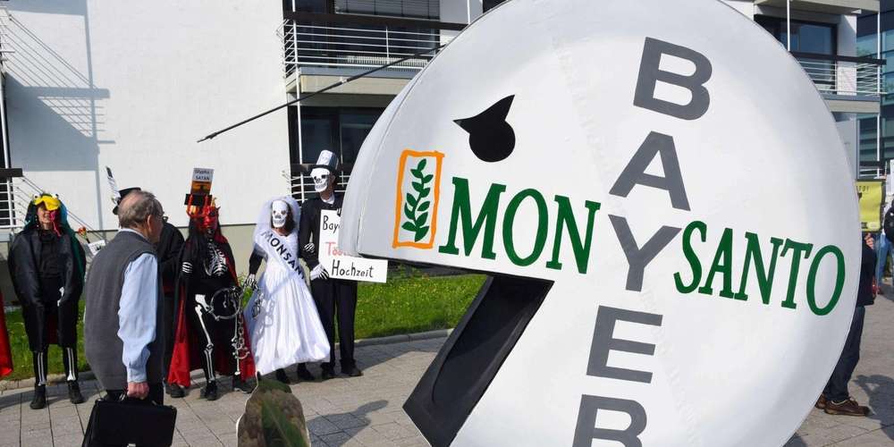 Photo de Lobbying. Les médias français saisissent la justice contre Monsanto