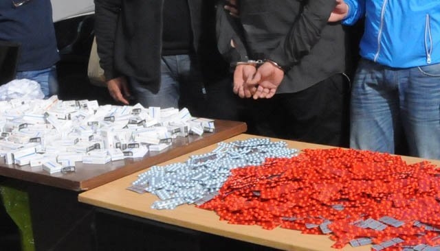 Photo de Tanger. Trois individus arrêtés, 8.000 comprimés de psychotropes saisis