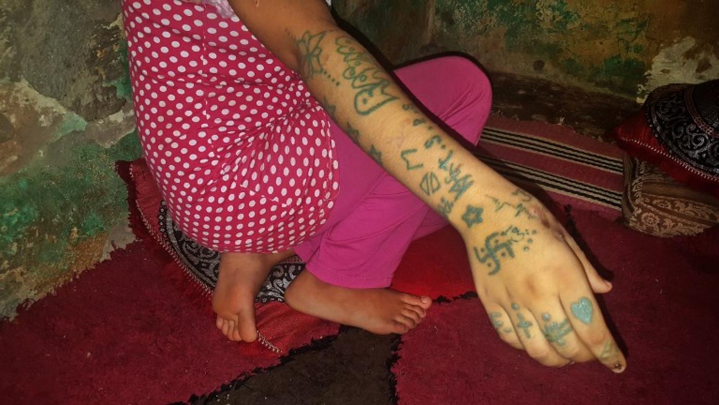 Photo de Affaire Khadija. Un an après, l’adolescente violée et tatouée attend toujours le verdict