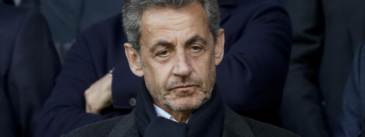 Photo de Nicolas Sarkozy sera jugé pour corruption