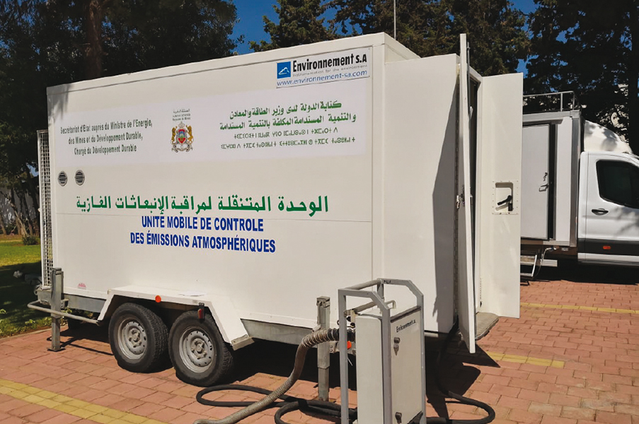 Photo de Voiture électrique. La ministre El Ouafi donne l’exemple