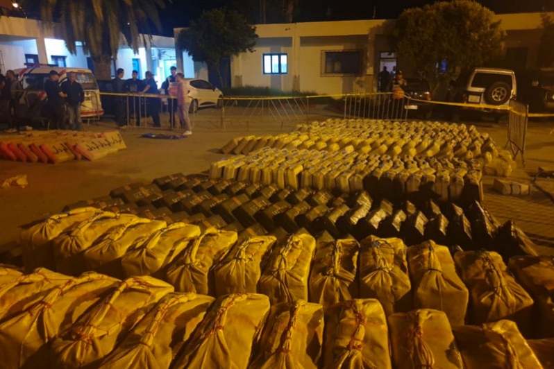 Photo de 12 tonnes de Chira saisis à Nador