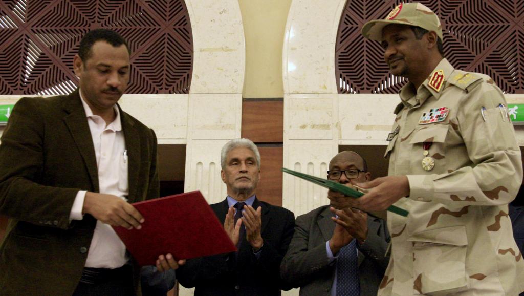 Photo de Accord entre les militaires et les manifestants au Soudan