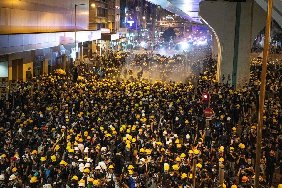 Photo de Hong Kong: Pékin menace de déployer l’armée