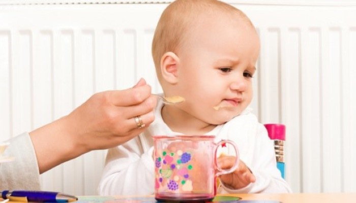 Photo de Nourriture pour bébé. l’OMS tire la sonnette d’alarme