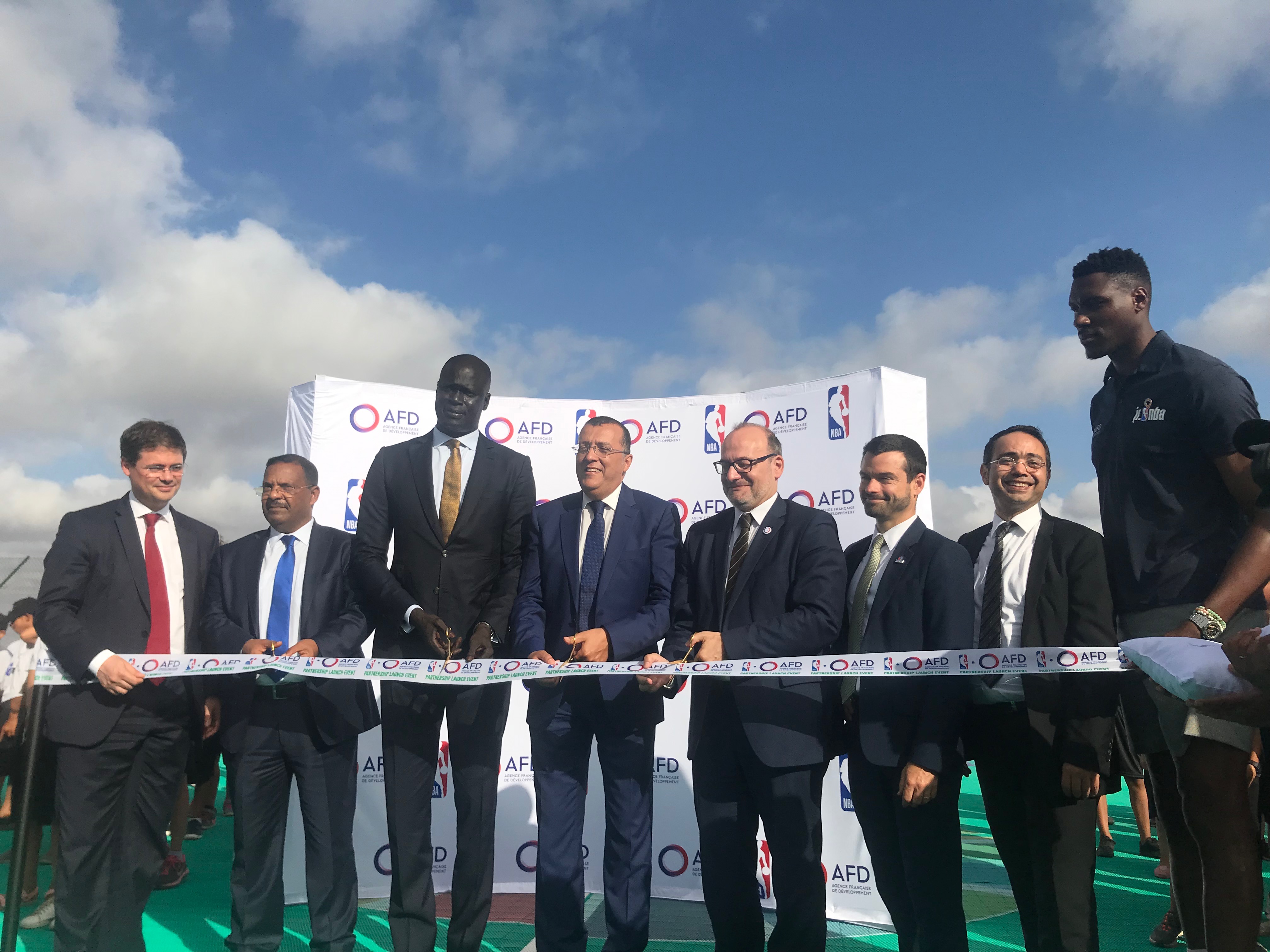 Photo de La NBA et l’AFD étendent le programme de la junior NBA au Maroc