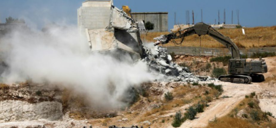 Photo de Israël démolit des maisons palestiniennes près de Jérusalem
