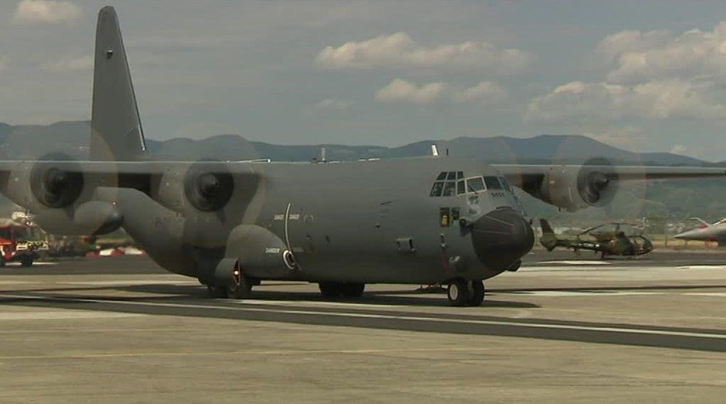 Photo de Les USA offrent deux avions C-130 au Maroc