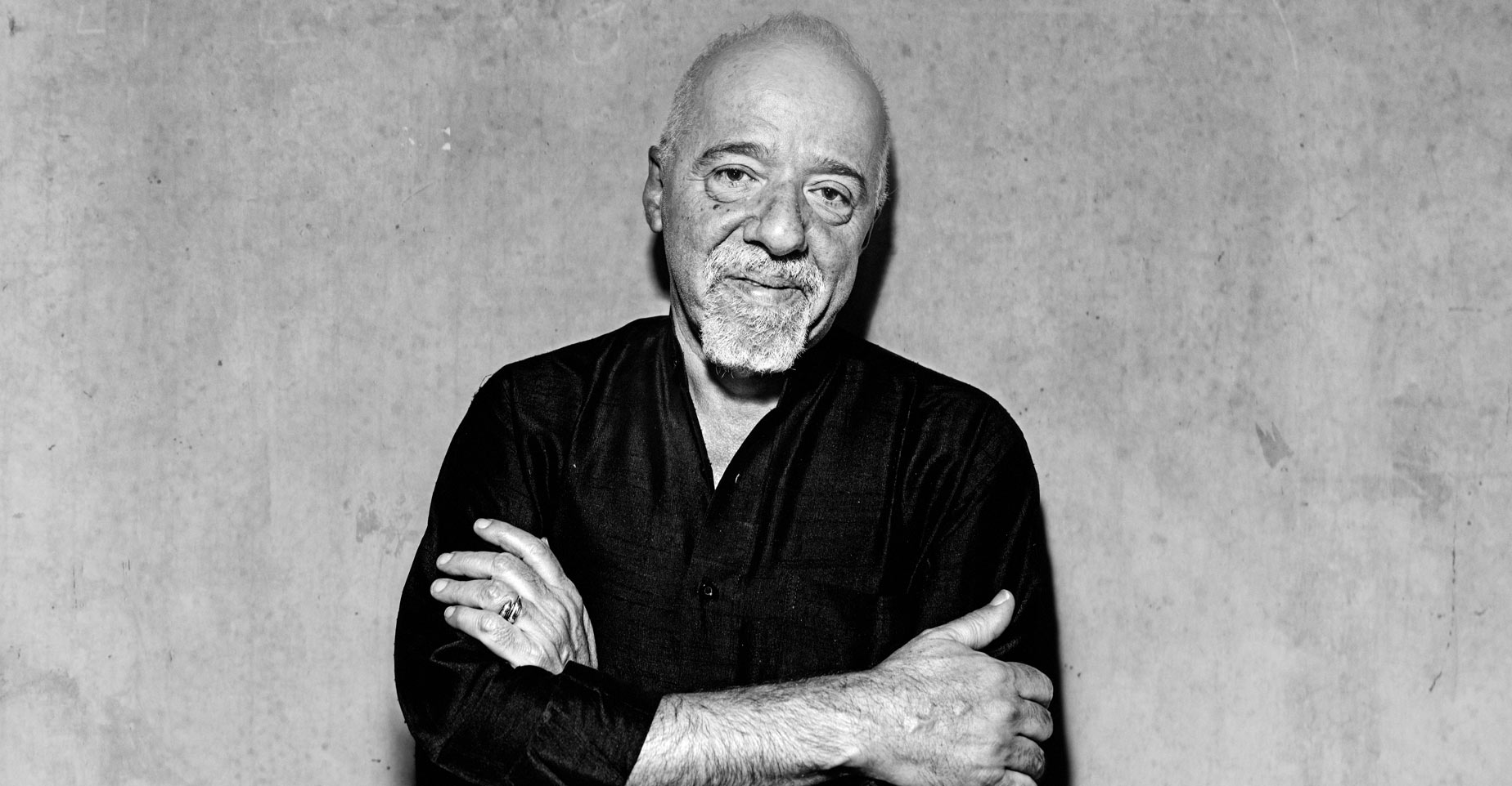 Photo de Amazonie: Paulo Coelho demande pardon à la France