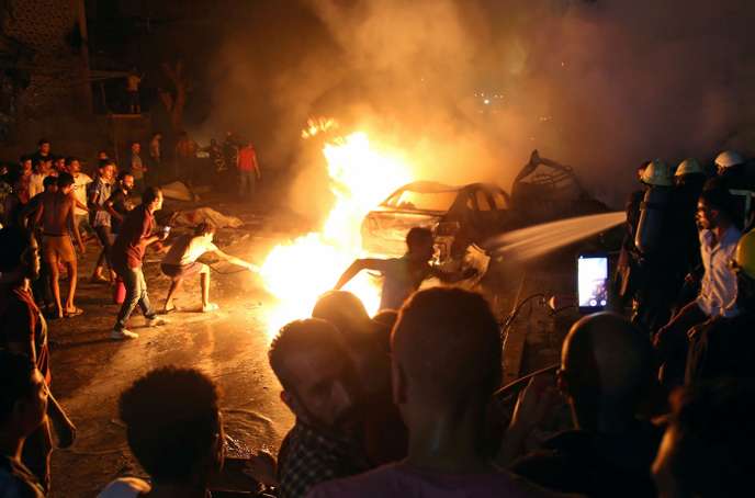 Photo de 19 morts dans une collision entre des voitures au Caire