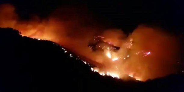 Photo de Espagne: Incendie hors de contrôle à Grande Canarie