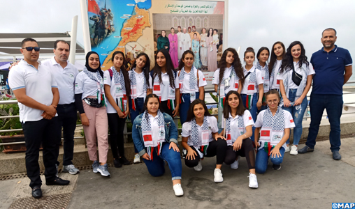 Photo de Casablanca: des enfants palestiniens visitent des sites touristiques