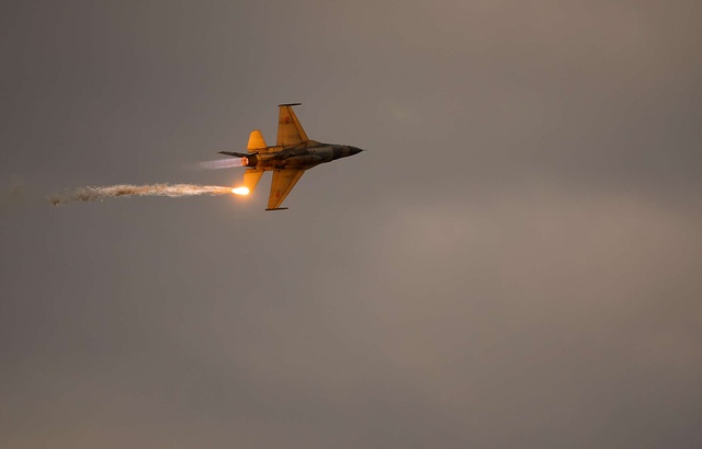 Photo de Un avion militaire belge s’écrase en France