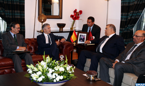 Photo de Rabat: Laftit s’entretient avec le ministre espagnol de l’Intérieur