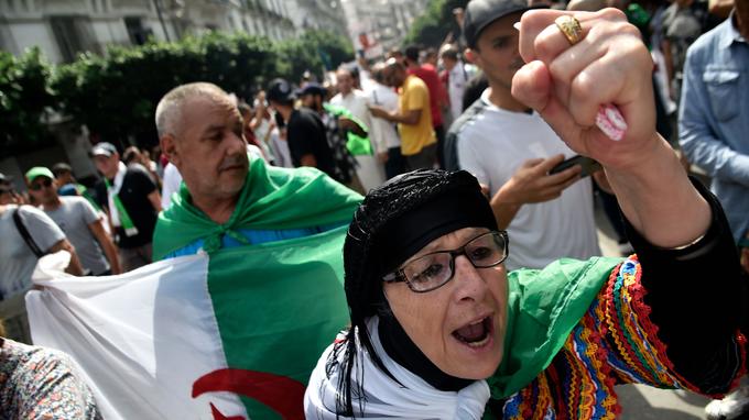 Photo de Manifestations en Algérie malgré l’annonce d’une élection
