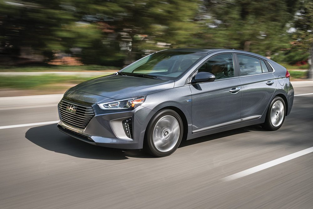 Photo de Hyundai Ioniq. L’hybride, c’est chic et pratique