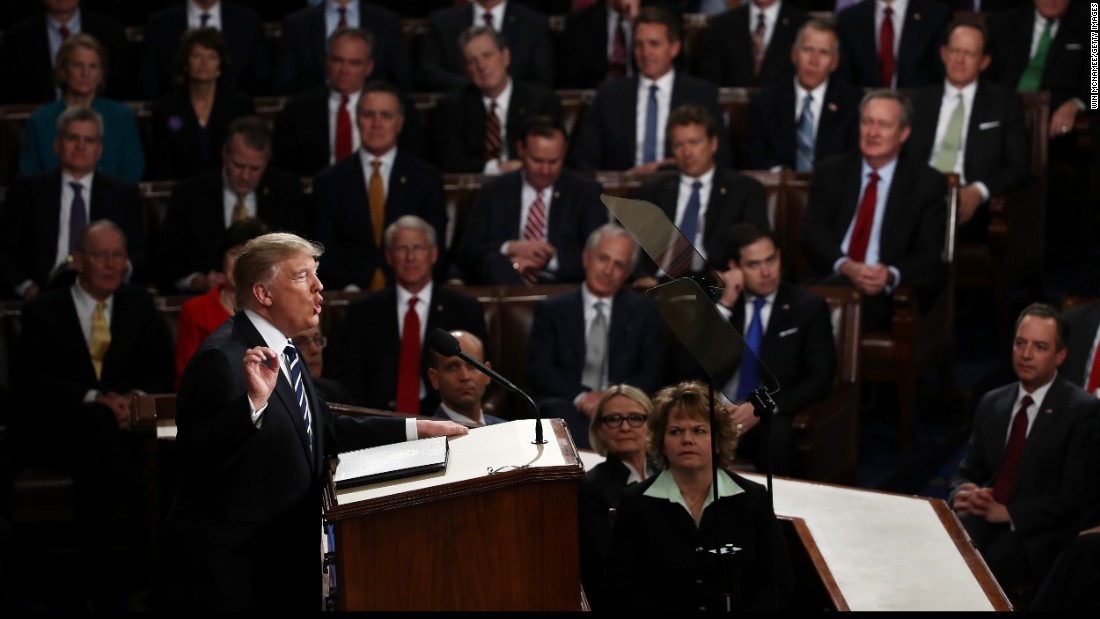Photo de Les démocrates avancent un peu plus vers une procédure de destitution de Trump