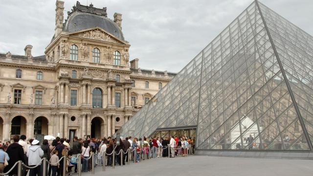 Photo de L’Italie autorise le prêt des œuvres de Léonard de Vinci au musée du Louvre