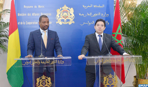 Photo de Bourita rencontre le ministre d’État guinéen à la Présidence