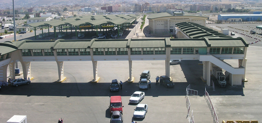 Photo de Le port de Melilia jaloux de son voisin de Nador