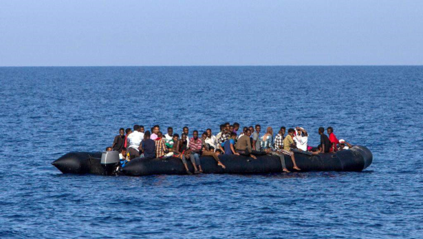Photo de La Marine Royale porte assistance à 329 candidats à la migration irrégulière