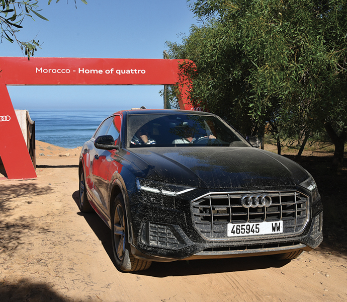 Photo de Audi Driving Experience. Le Q8 entre en piste