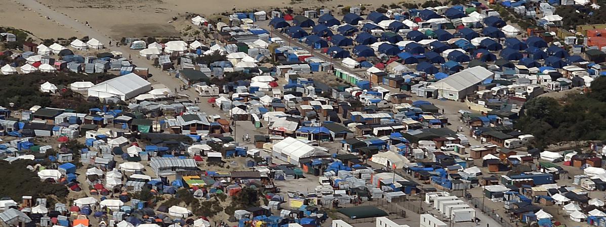 Photo de Calais : Polémique après la mort d’un migrant