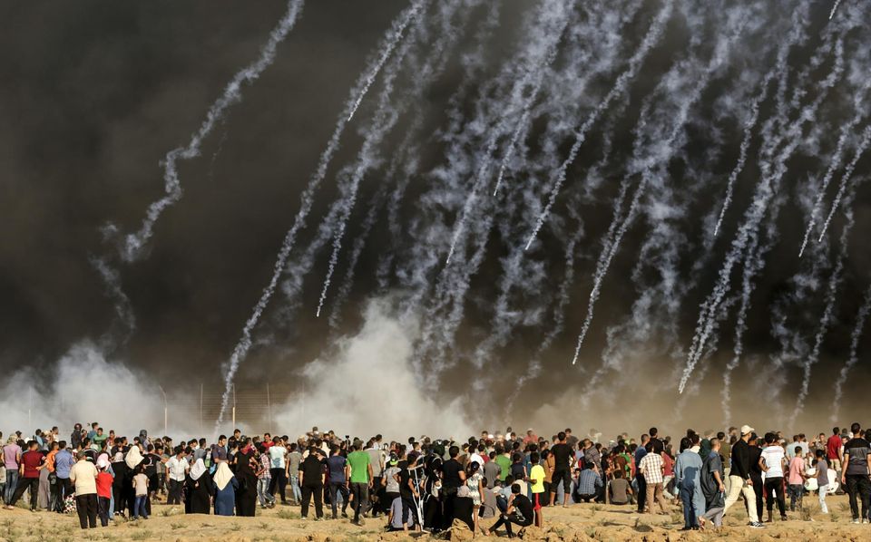 Photo de Raids israéliens sur Gaza après des tirs de roquettes, un Palestinien tué