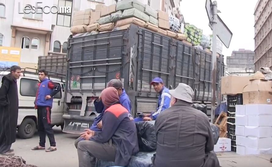 Photo de Micro-trottoir: Ce que pensent les routiers des projets annoncés par le souverain