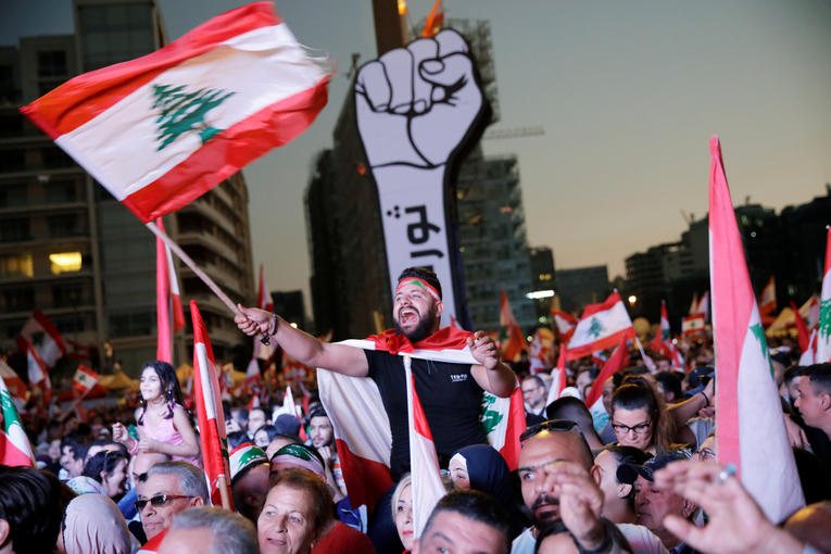 Photo de Malgré les promesses du président, les libanais ne décolèrent pas