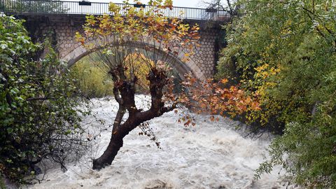 Photo de France: deux morts et quatre disparus dans des inondations sur la Côte d’Azur