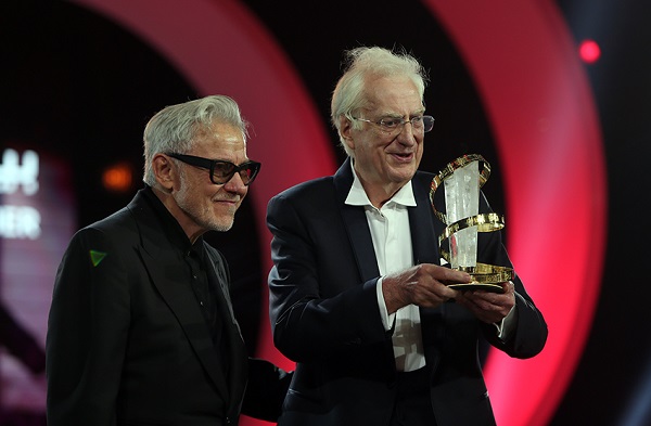 Photo de Marrakech offre un bel hommage à Bertrand Tavernier 