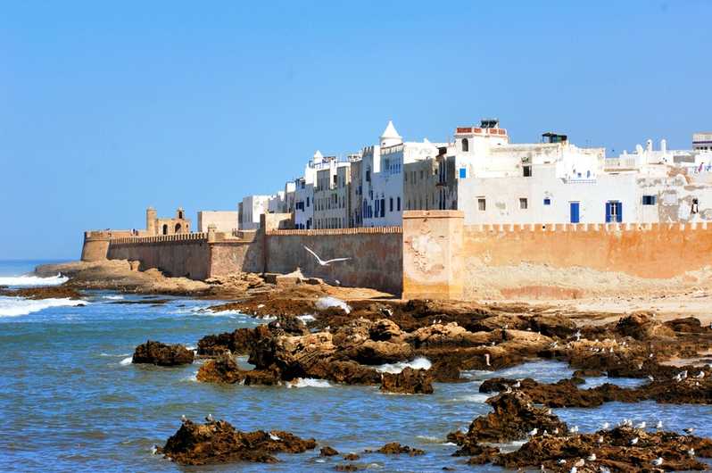 Photo de Essaouira abrite la clôture des « Rzounes »