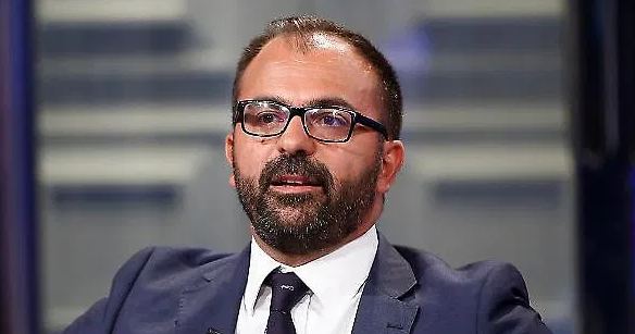 Photo de Italie: Le ministre de l’Education démissionne faute de financements