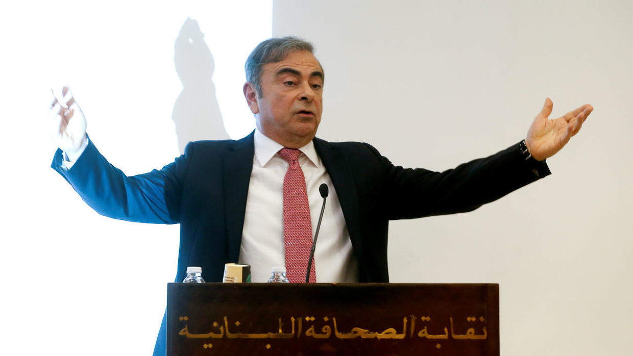 Photo de Carlos Ghosn sort du silence
