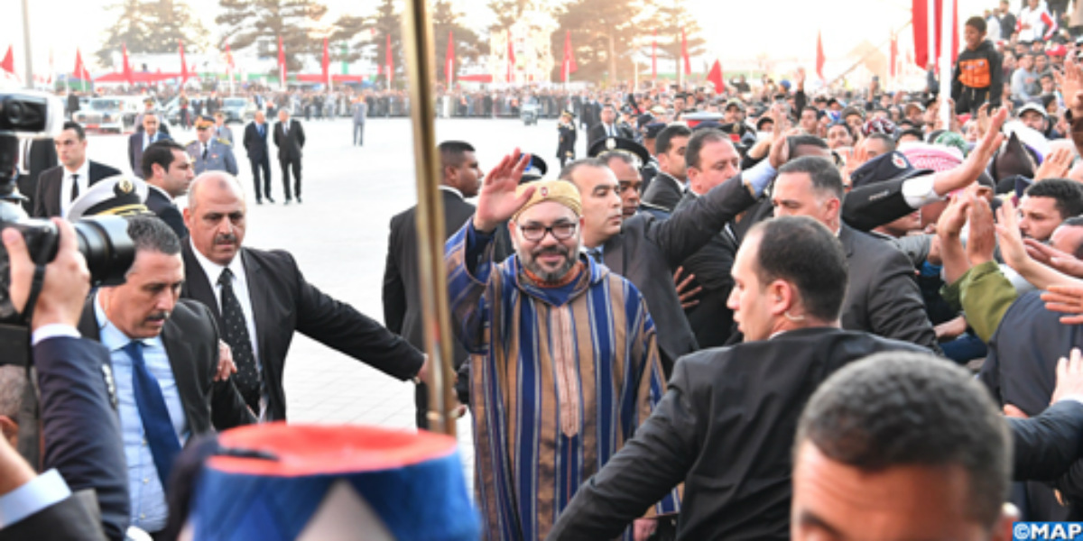 Photo de Le roi visite «Bayt Dakira», espace spirituel et patrimonial de la mémoire judéo-marocaine