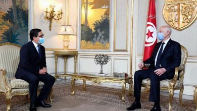 Photo de Bourita, porteur d’un message du Souverain, reçu par le président tunisien