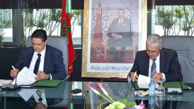 Photo de Signature d’une convention de partenariat entre Attijariwafa bank et la Fédération des Chambres Marocaines de Commerce, d’Industrie et de Services