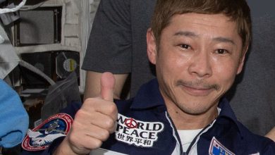 Photo de SpaceX : le voyage orbital du Japonais Maezawa repoussé après 2023