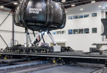 Photo de Du virtuel à la piste : au cœur de la fabrique technologique de Renault Group